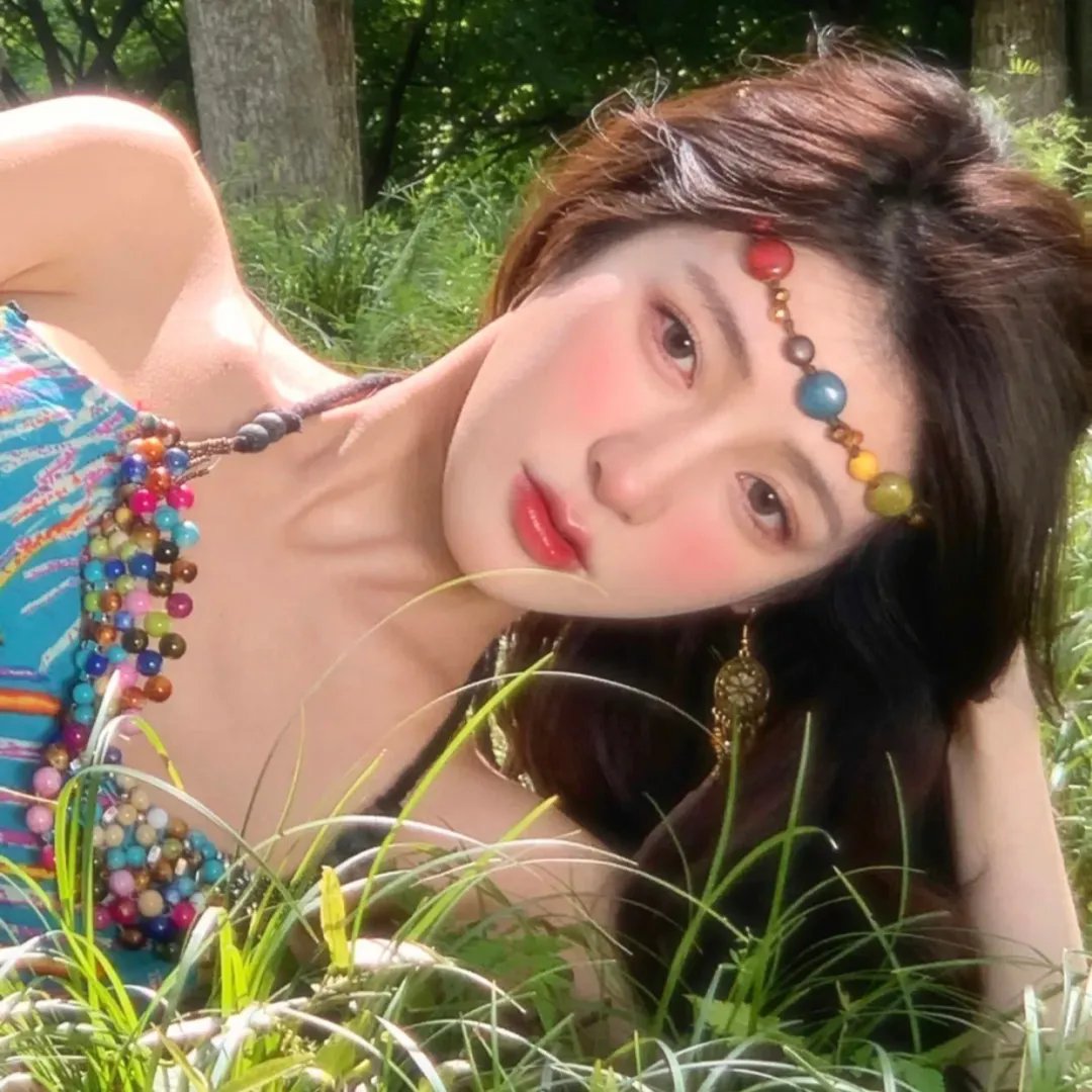 艾美的世界封面