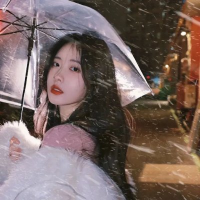 春色无边满人间封面